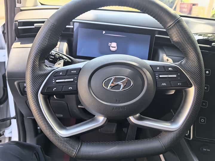 Hyundai Tucson L 2023 2023款 途胜L 1.5T 自动两驱LUX尊贵版