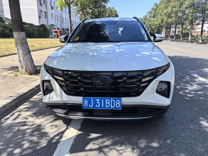 Hyundai Tucson L 2023 2023款 途胜L 1.5T 自动两驱LUX尊贵版