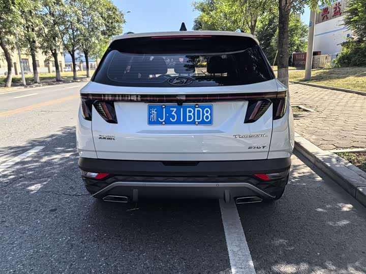 Hyundai Tucson L 2023 2023款 途胜L 1.5T 自动两驱LUX尊贵版