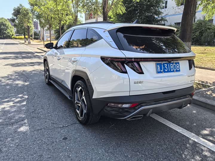 Hyundai Tucson L 2023 2023款 途胜L 1.5T 自动两驱LUX尊贵版