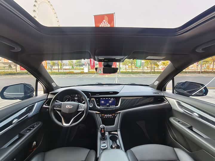 Cadillac XT6 2022 2022款 2.0T 六座四驱豪华型