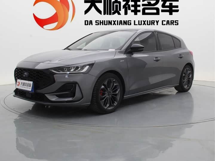 Ford Focus 2022 2022款 两厢 EcoBoost 180 自动ST Line