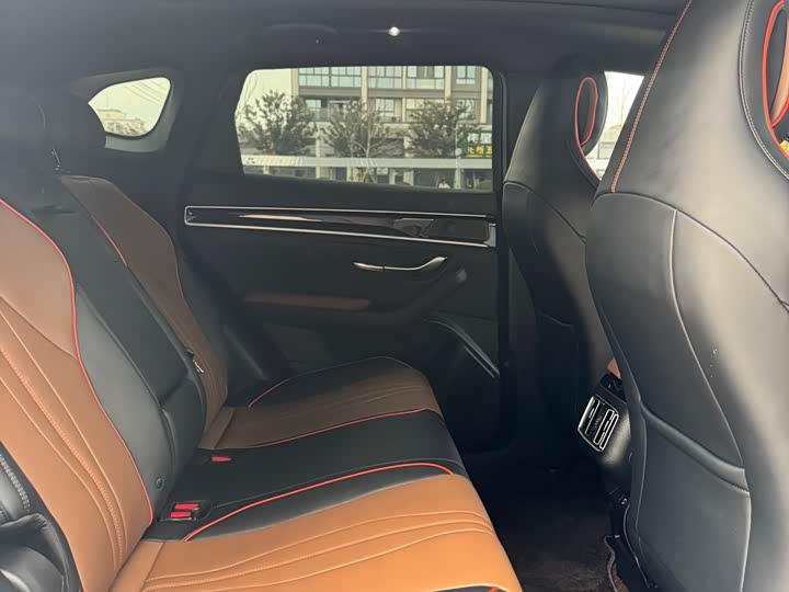 BYD Song Plus 2020 2020款 1.5T 自动尊贵型