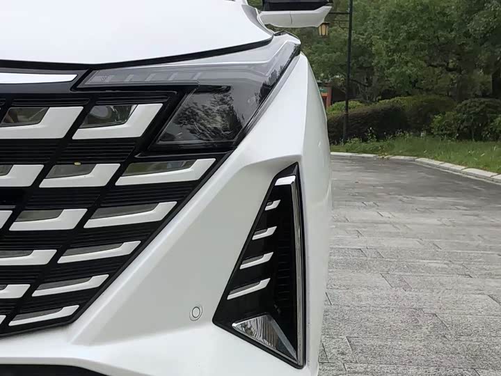 Changan UNI-Z Hybrid 2024 2024款 蓝鲸智电iDD 125km 超越型