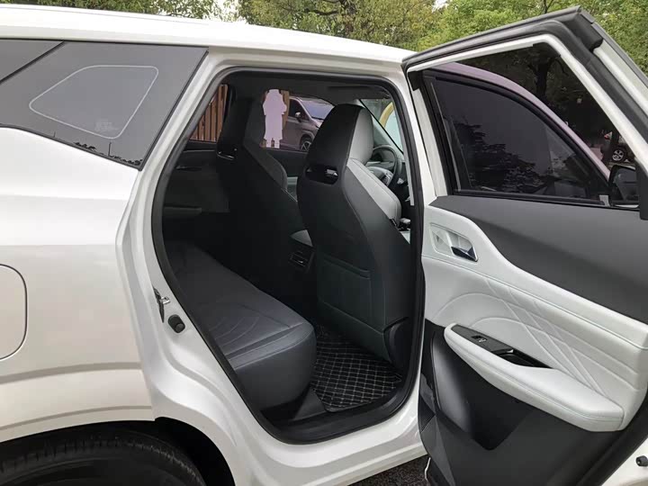 Changan UNI-Z Hybrid 2024 2024款 蓝鲸智电iDD 125km 超越型