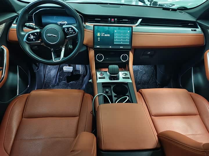 Jaguar F-Pace 2024 2024款 P250 R-Dynamic SE