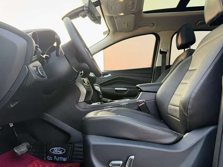 Ford Escape (Kuga) 2019 2019款 EcoBoost 180 两驱铂翼型 国VI