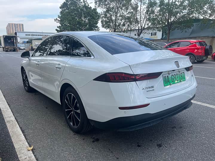 Roewe D7 2025 2025款 DMH 125km 世界冠军版