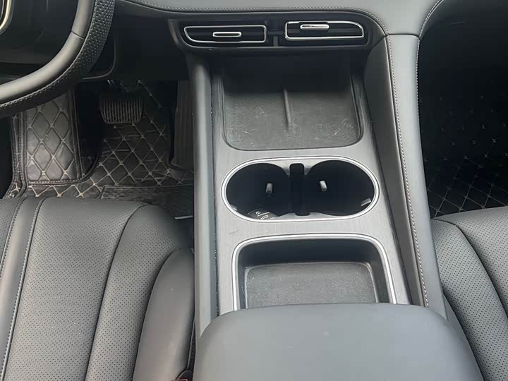 Roewe D7 2025 2025款 DMH 125km 世界冠军版