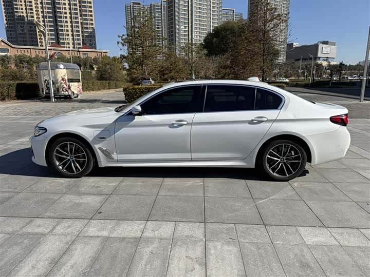 BMW 5 Series Hybrid 2022 2022款 535Le M运动套装