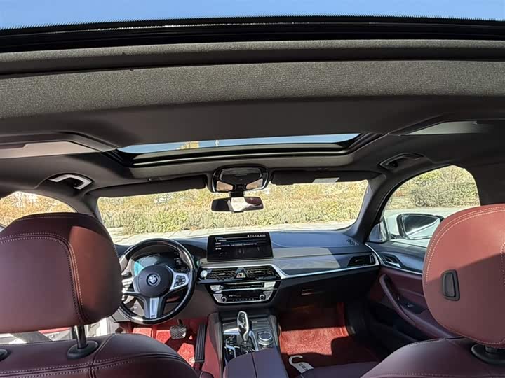 BMW 5 Series Hybrid 2022 2022款 535Le M运动套装