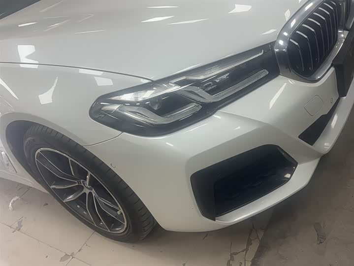 BMW 5 Series Hybrid 2022 2022款 535Le M运动套装