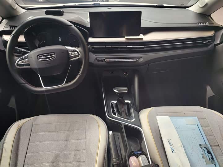 Geely Vision X3 2021 2021款 PRO 1.5L CVT尊贵型