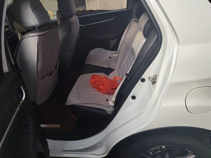 Geely Vision X3 2021 2021款 PRO 1.5L CVT尊贵型