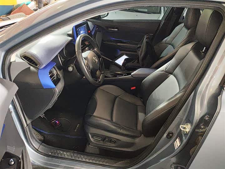 Toyota C-HR 2021 2021款 2.0L 豪华版