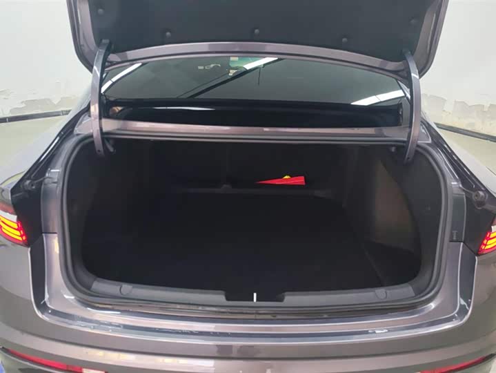 Geely Preface 2025 2025款 东方曜 2.0TD 望月版