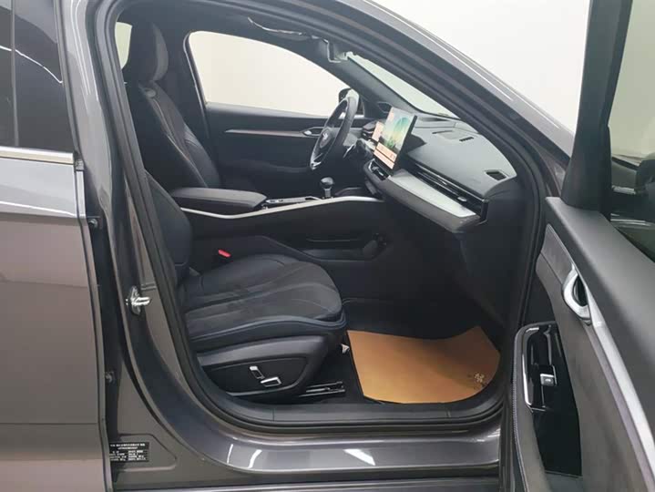 Geely Preface 2025 2025款 东方曜 2.0TD 望月版