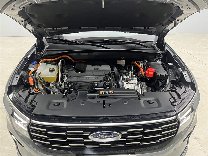 Ford Edge 2025 2025款 锐界L 2.0T EcoBoost E混动四驱七座至尊型