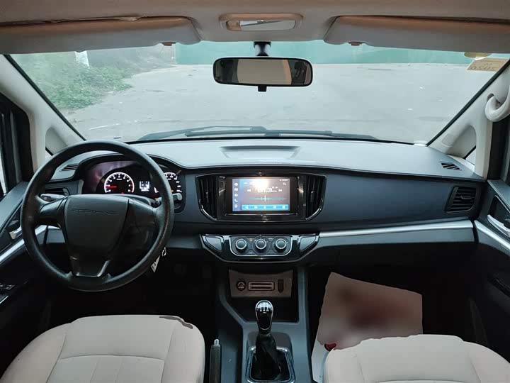 Dongfeng Forthing Lingzhi M5 2023 2023款 M5L 1.6L 基本型 7座