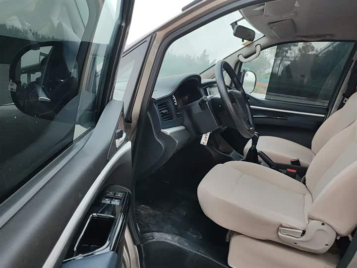 Dongfeng Forthing Lingzhi M5 2023 2023款 M5L 1.6L 基本型 7座