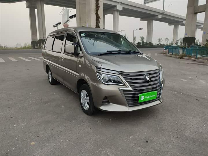 Dongfeng Forthing Lingzhi M5 2023 2023款 M5L 1.6L 基本型 7座