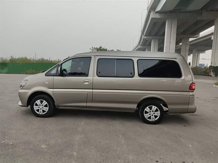 Dongfeng Forthing Lingzhi M5 2023 2023款 M5L 1.6L 基本型 7座