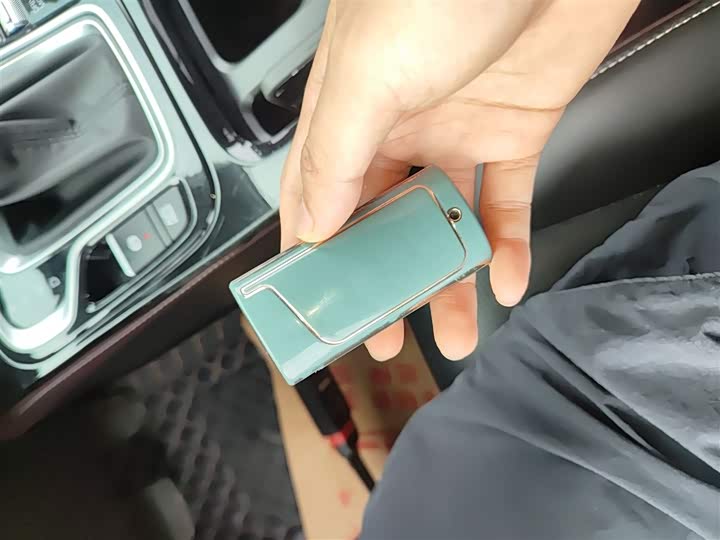 GAC Trumpchi M6 2023 2023款 PRO 270T DCT豪华版