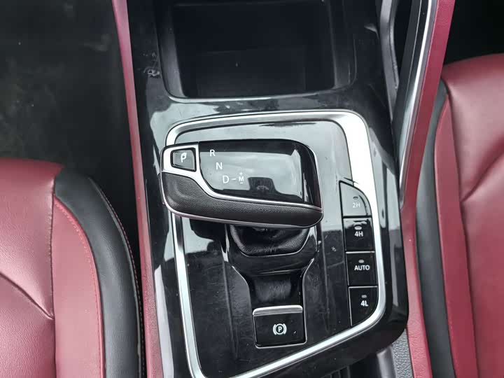 Maxus T90 2021 2021款 2.0T双增压 自动四驱高底盘旗舰型长箱