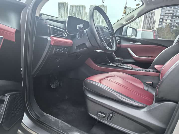 Maxus T90 2021 2021款 2.0T双增压 自动四驱高底盘旗舰型长箱