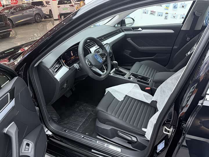 Volkswagen Magotan 2025 2025款 众享款 280TSI DSG舒适型