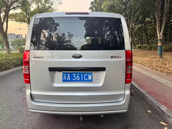 JAC Refine M3 2019 2019款 1.8L 5座速运版