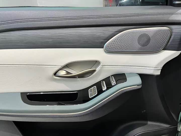 Jetour Shanhai L9 2024 2024款 1.5TD 2DHT Max 7座