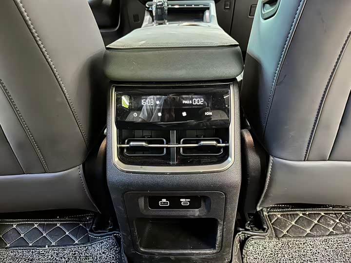 Jetour Shanhai L9 2024 2024款 1.5TD 2DHT Max 7座