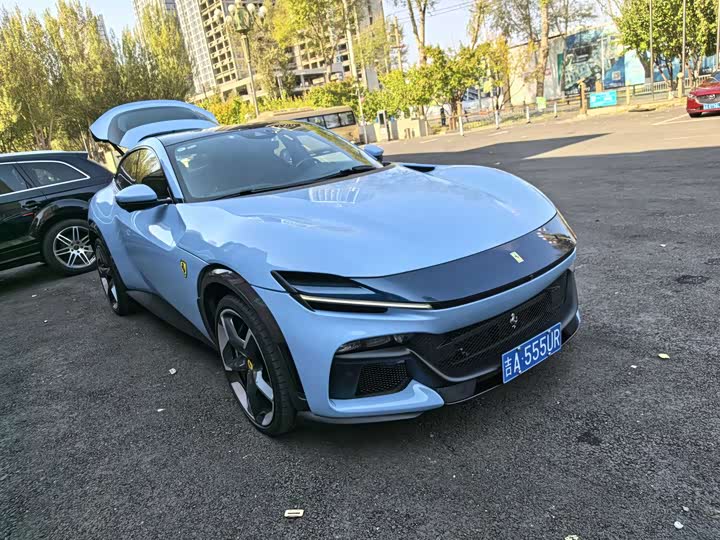 Ferrari Purosangue 2023 2023款 6.5L V12