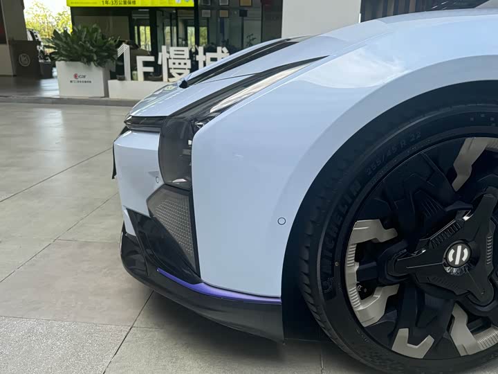 HiPhi Z 2023 2023款 四座版