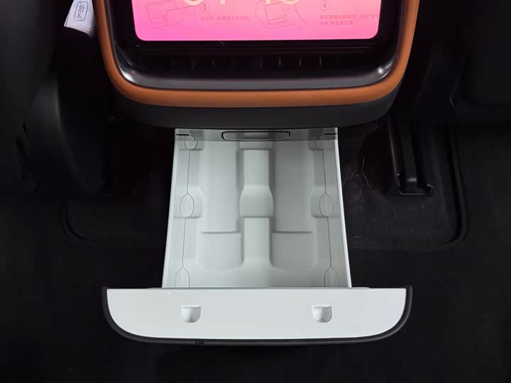 Xiaomi YU7 2025 2025款 超长续航高性能四驱Max版