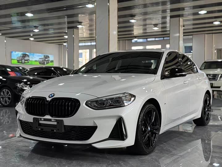 BMW 1 Series 2023 2023款 125i M运动曜夜版