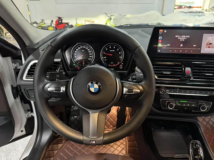 BMW 1 Series 2023 2023款 125i M运动曜夜版