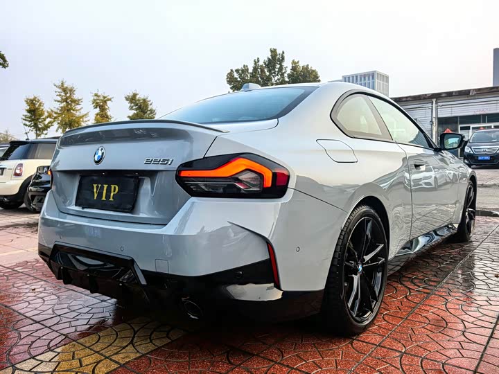 BMW 2 Series 2025 2025款 225i M运动曜夜套装