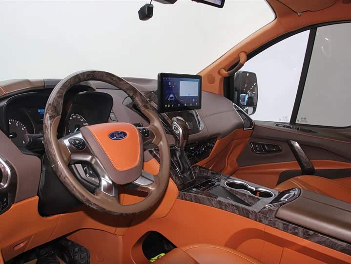 Ford Tourneo 2020 2020款 改款 2.0T 自动精英版