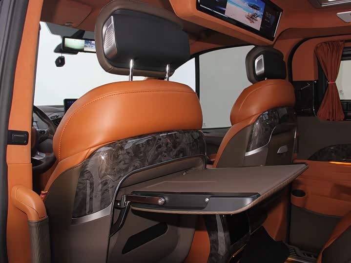 Ford Tourneo 2020 2020款 改款 2.0T 自动精英版