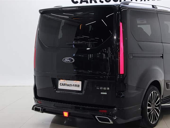 Ford Tourneo 2020 2020款 改款 2.0T 自动精英版