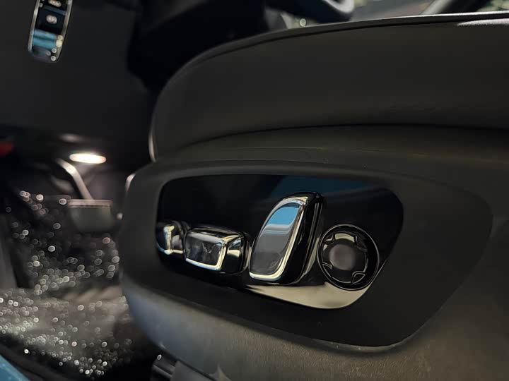 Rolls-Royce Ghost 2024 2024款 6.7T Black Badge