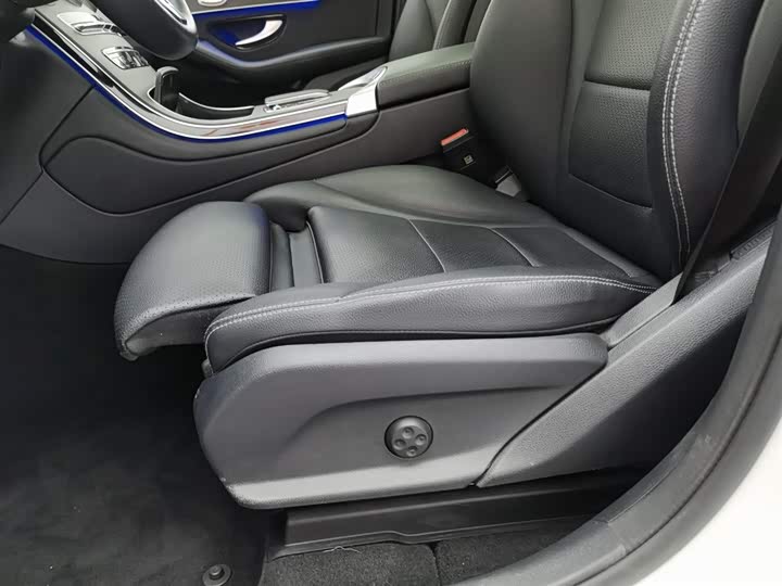 Mercedes-Benz GLC-Class Coupe 2023 2023款 GLC 300 4MATIC 轿跑SUV