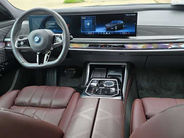 BMW i7 2023 2023款 xDrive60L M运动套装