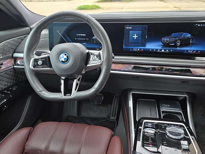 BMW i7 2023 2023款 xDrive60L M运动套装