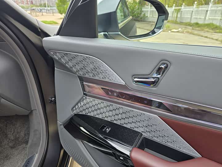 BMW i7 2023 2023款 xDrive60L M运动套装