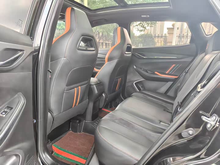 Changan Oshan X5 2022 2022款 运动版 1.5T DCT飓风音速