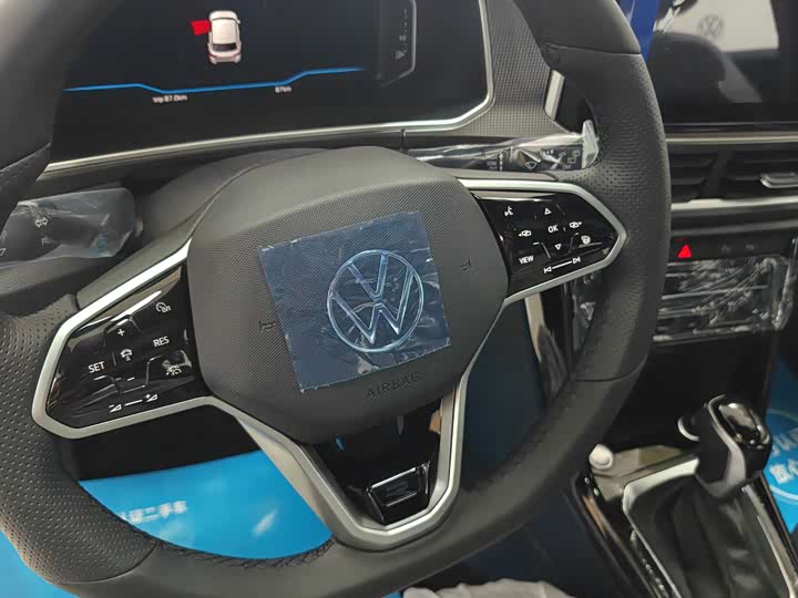 Volkswagen T-Roc 2025 2025款 300TSI DSG两驱星光版