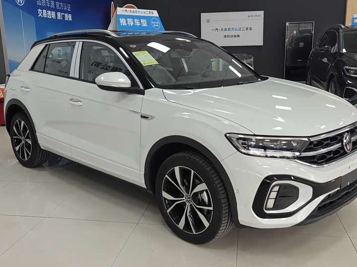 Volkswagen T-Roc 2025 2025款 300TSI DSG两驱星光版